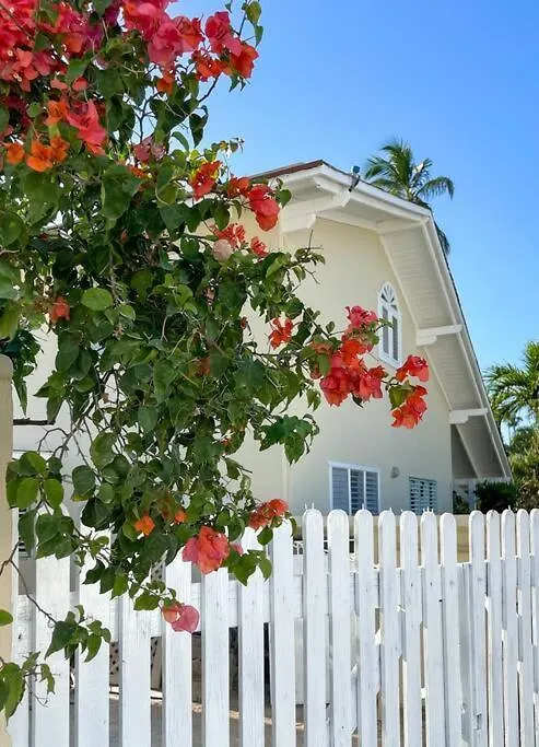 Casa Alegria Beach Cottage contacts